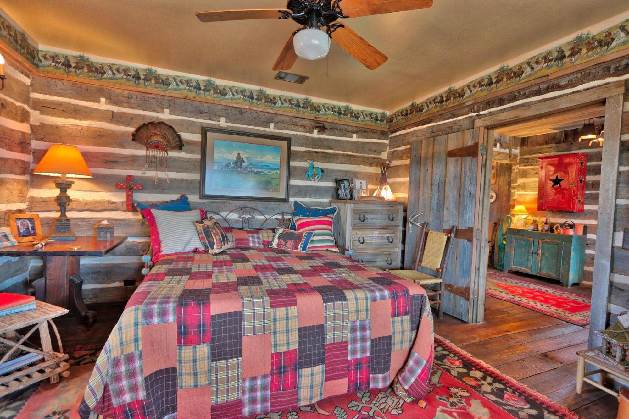 Log Cabin At Old Glory Ranch ウィンバリー エクステリア 写真