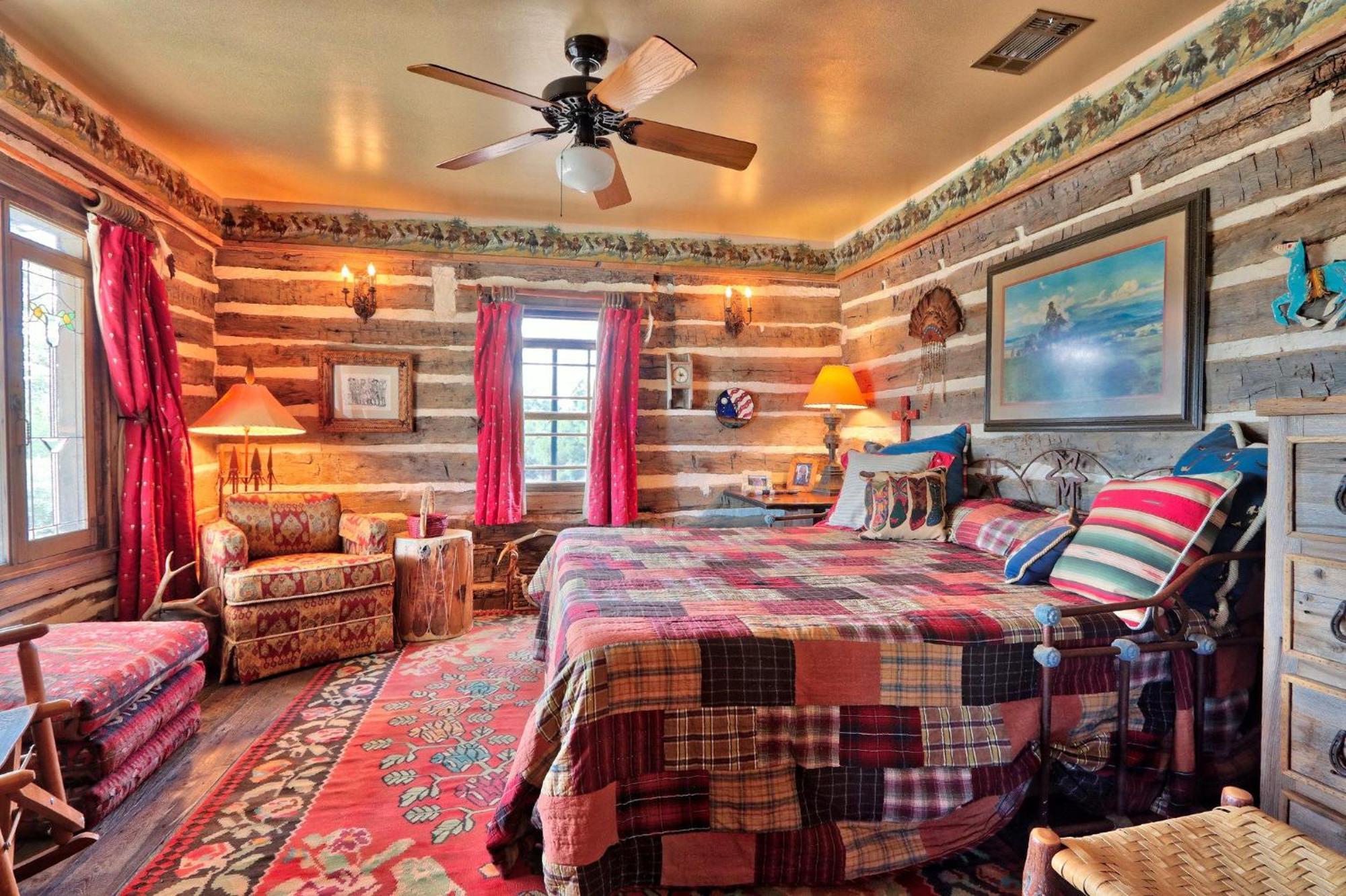 Log Cabin At Old Glory Ranch ウィンバリー エクステリア 写真