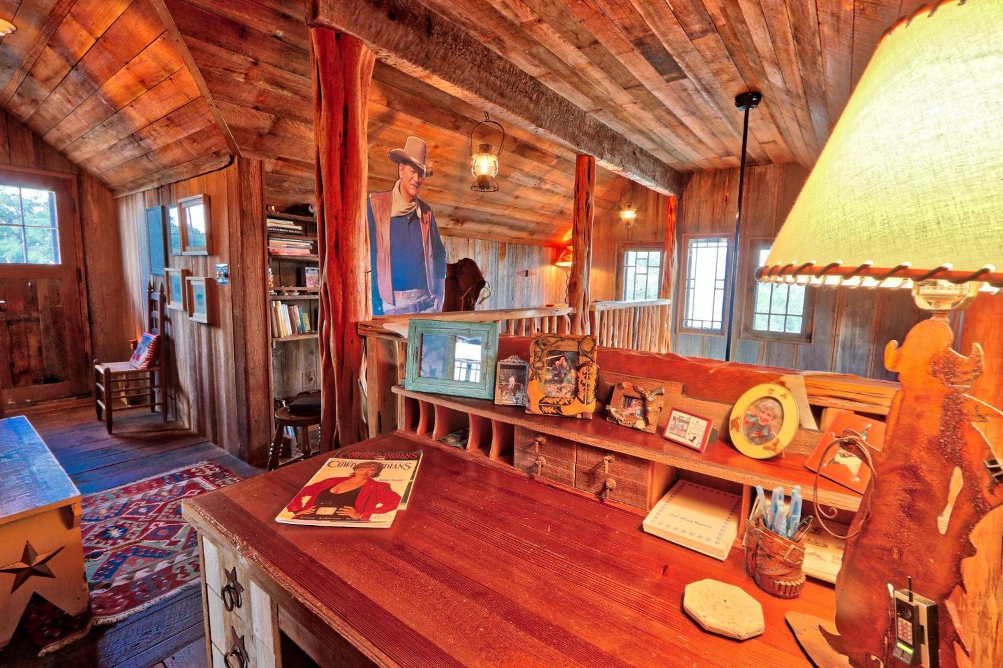 Log Cabin At Old Glory Ranch ウィンバリー エクステリア 写真